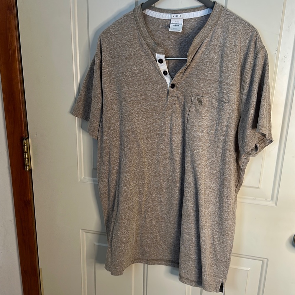 Abercrombie and Fitch men’s XXL shirt